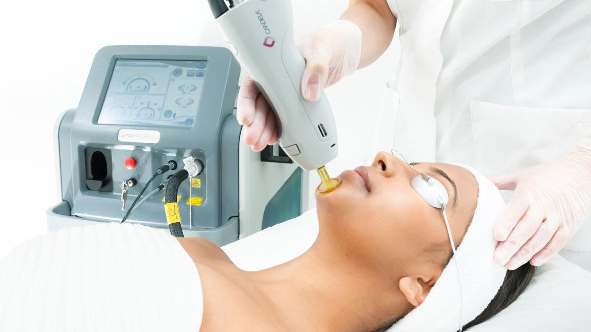 Smooth Transformations: Laser Bikini Line Makeover! 3 Choosing the Right Laser Clinic: Tips for Top Results