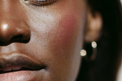 Smooth Skin on the Go: Meet Your Portable SHR Laser Buddy