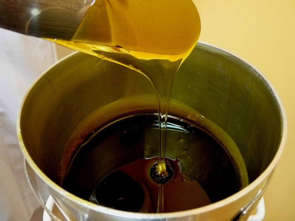 Exploring Effective Alternatives: Waxing, Threading, and Sugaring