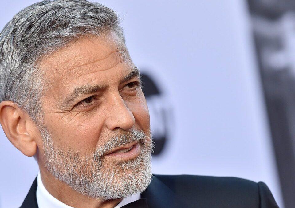 Expert ⁢Tips: Navigating ​Your ⁢White Hair⁣ Journey