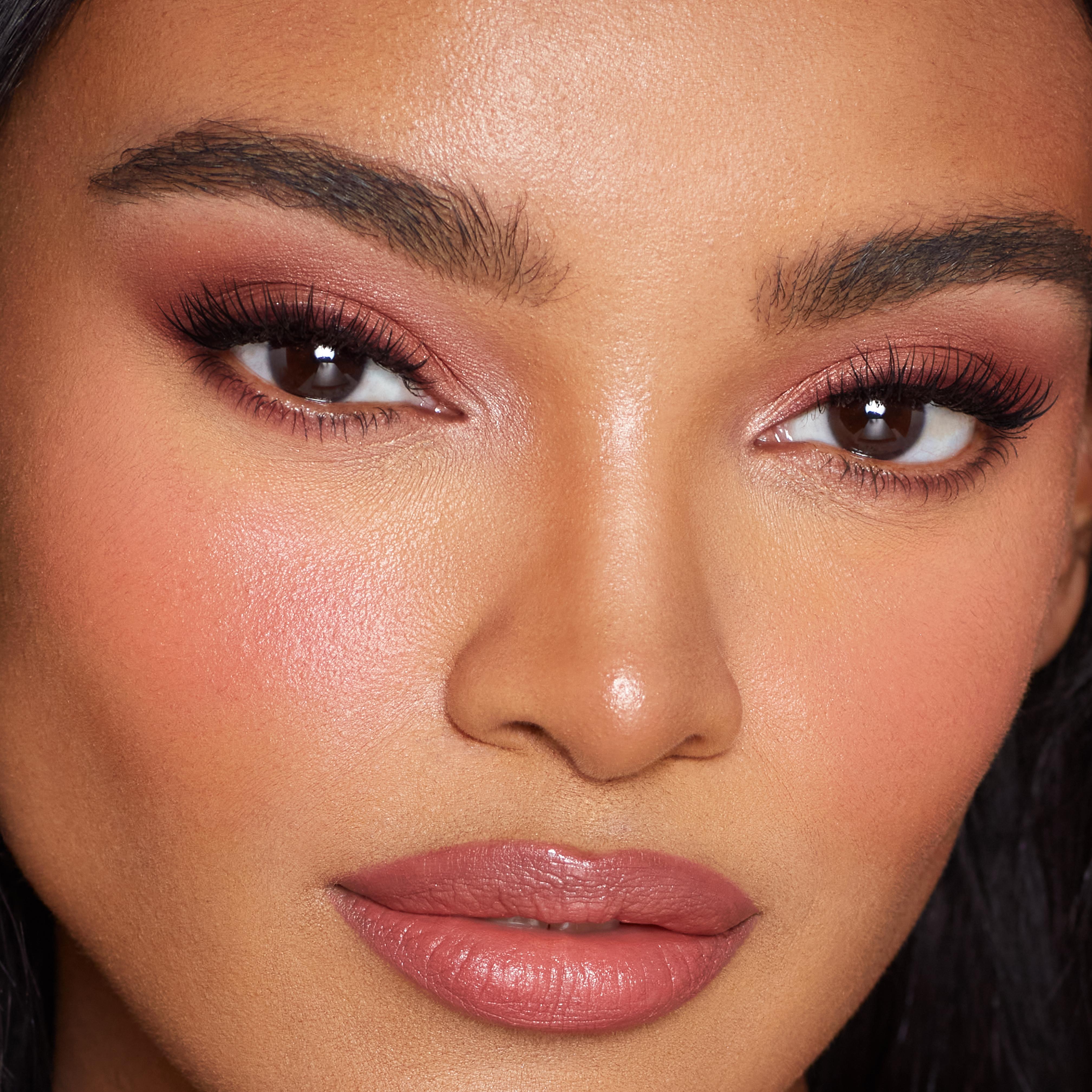 Choosing the Right Products: Makeup That Works With Healing Skin