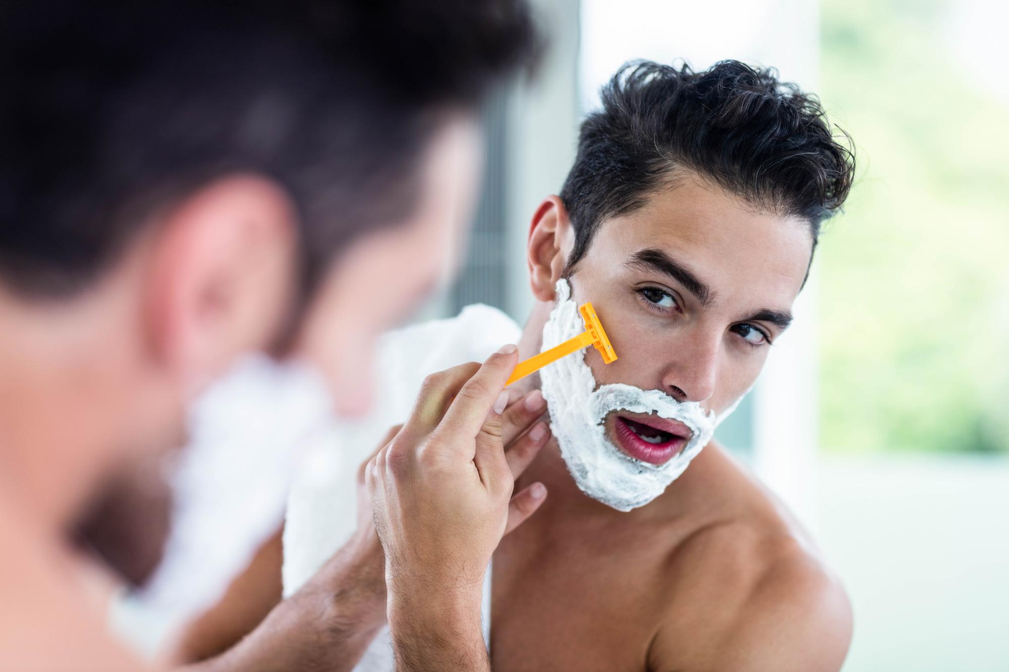 Comparing Shaving ⁣vs. Laser: Which​ Is Right for You?