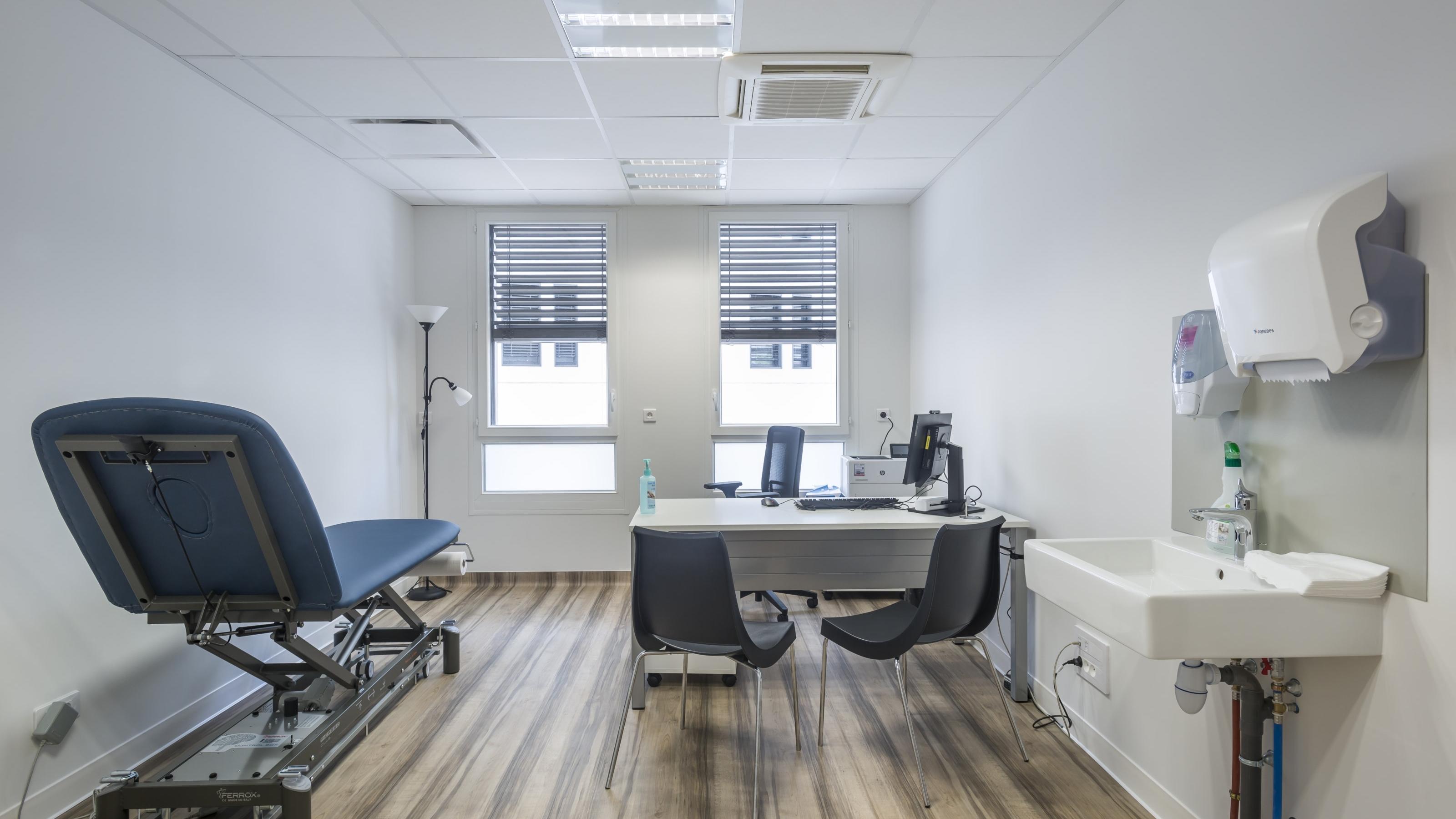 Finding the Right Clinic: Tips for a Smooth Experience