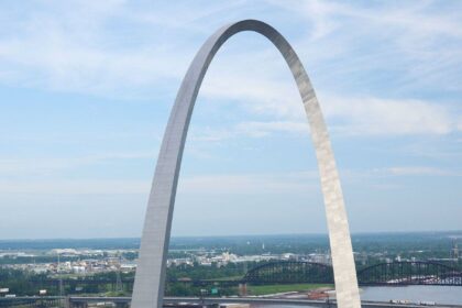 St. Louis Laser Hair Removal: Costs Unveiled! 10 St. Louis Laser Hair Removal: Costs Unveiled!